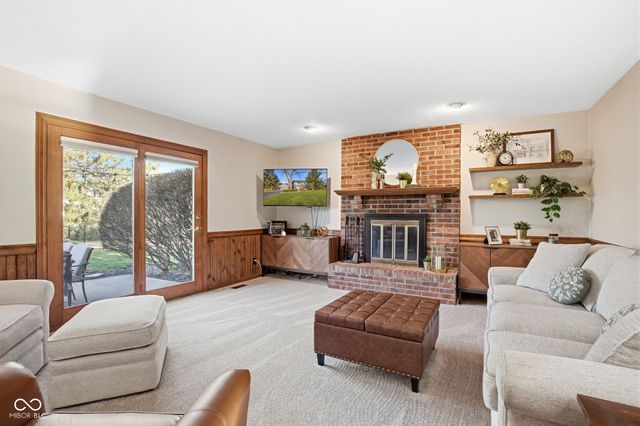 25 Forest Ridge Court, Fishers, IN 46037