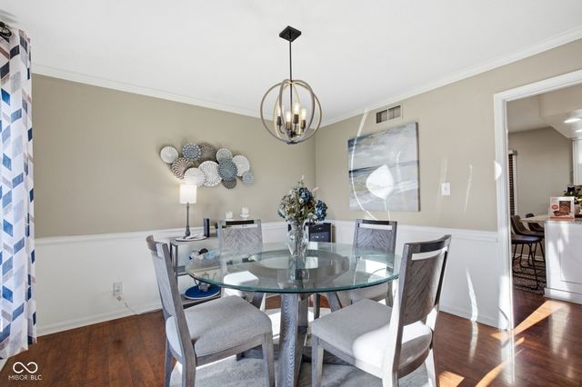 25 Forest Ridge Court, Fishers, IN 46037