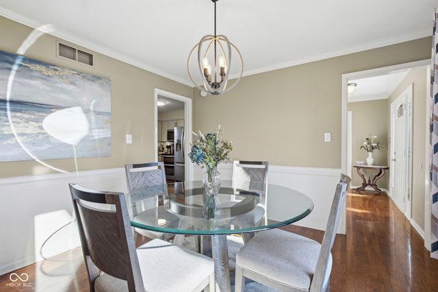 25 Forest Ridge Court, Fishers, IN 46037