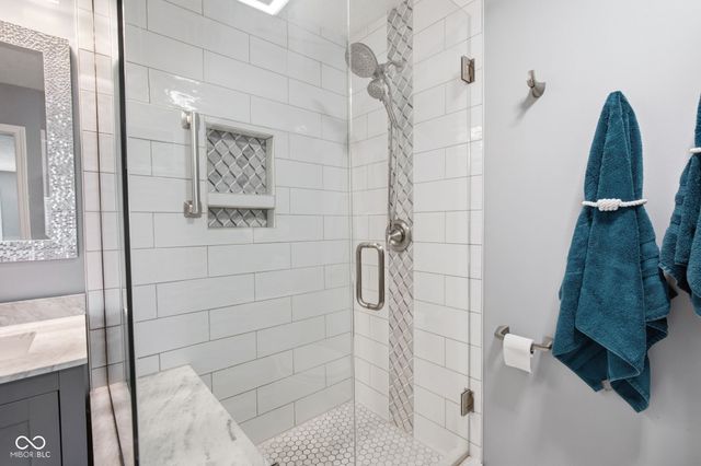 25 Forest Ridge Court, Fishers, IN 46037