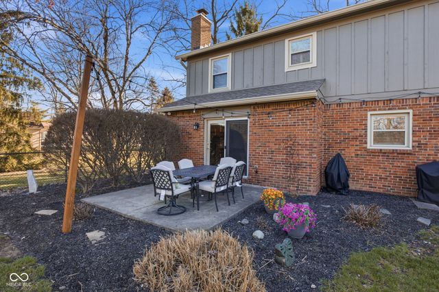 25 Forest Ridge Court, Fishers, IN 46037