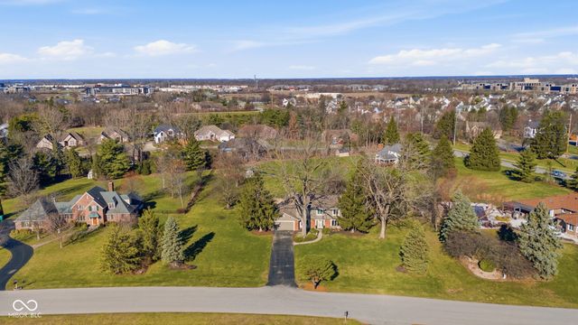 25 Forest Ridge Court, Fishers, IN 46037