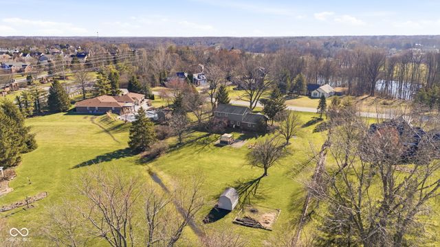 25 Forest Ridge Court, Fishers, IN 46037