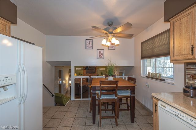 423 E Decker Drive, Seven Hills, OH 44131