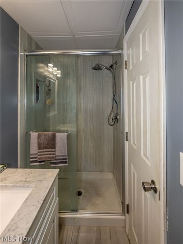 423 E Decker Drive, Seven Hills, OH 44131