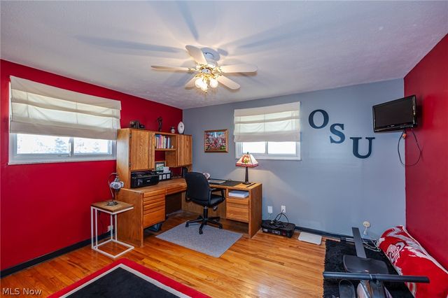 423 E Decker Drive, Seven Hills, OH 44131