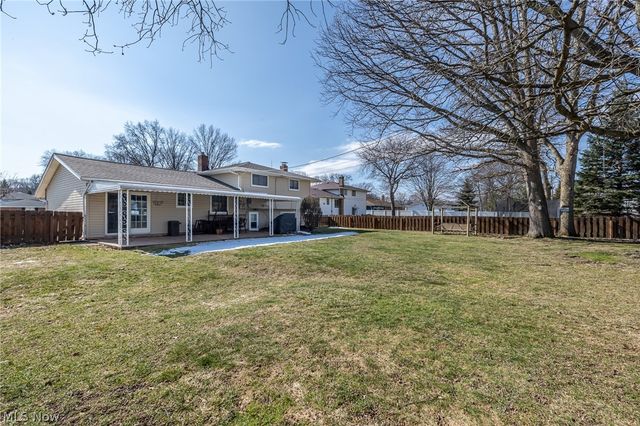 423 E Decker Drive, Seven Hills, OH 44131