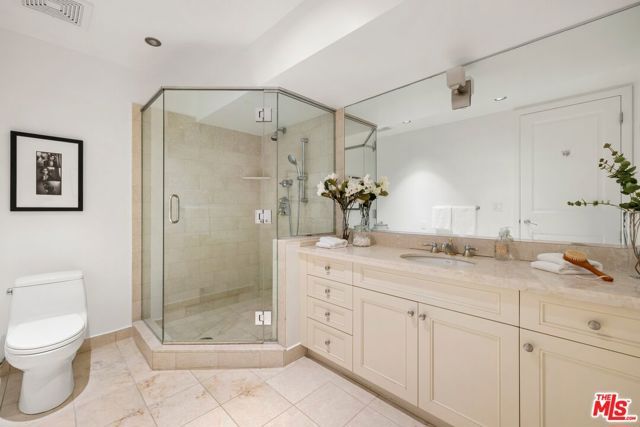 10727 Wilshire Boulevard 1001, Los Angeles, CA 90024