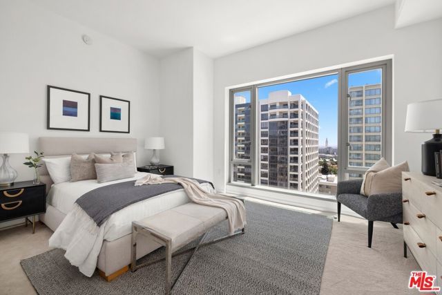 10727 Wilshire Boulevard 1001, Los Angeles, CA 90024
