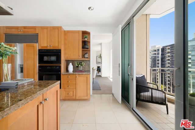 10727 Wilshire Boulevard 1001, Los Angeles, CA 90024