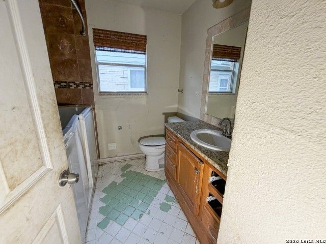 3446 Chateau Dr, San Antonio, TX 78219