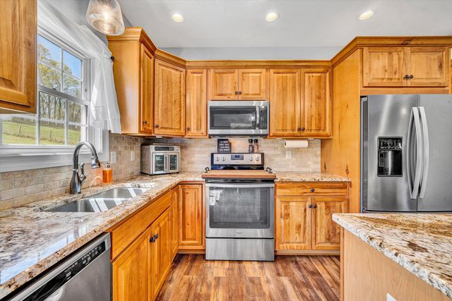 8350 Newport RD, Catawba, VA 24070