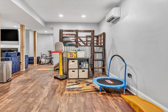 8350 Newport RD, Catawba, VA 24070