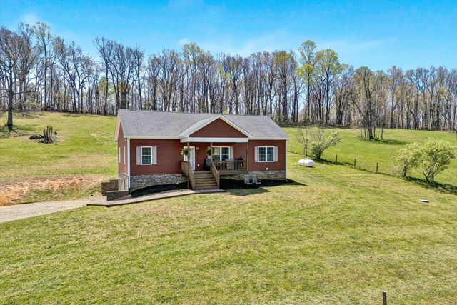 8350 Newport RD, Catawba, VA 24070