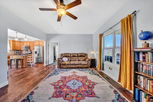 8350 Newport RD, Catawba, VA 24070