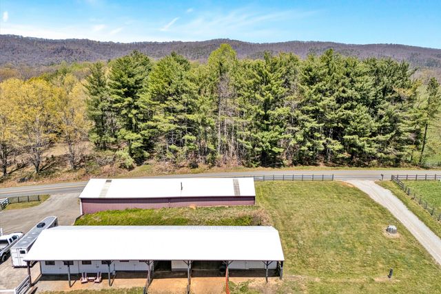 8350 Newport RD, Catawba, VA 24070