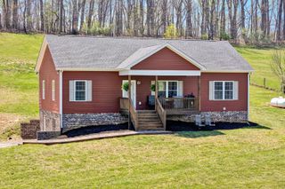 8350 Newport RD, Catawba, VA 24070