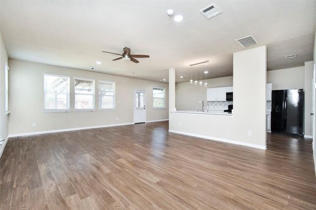 18638 Lansdowne Stream Path, Katy, TX 77449