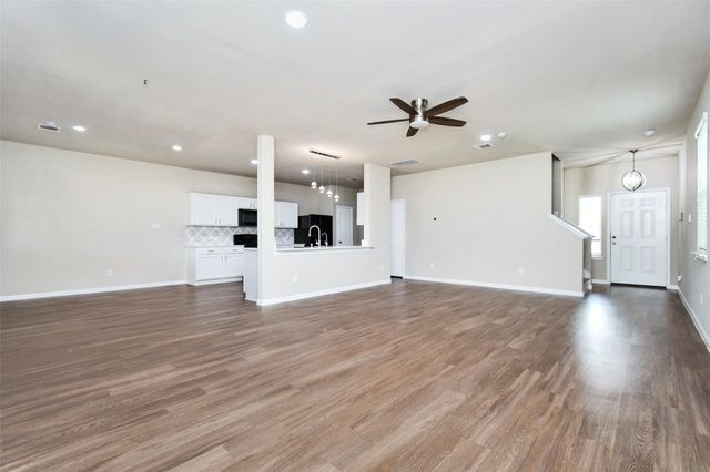 18638 Lansdowne Stream Path, Katy, TX 77449