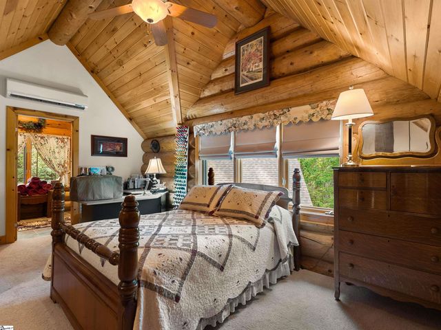 4004 Lake Adger Parkway, Mill Spring, NC 28756