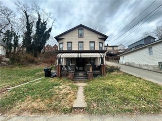 439 E 7th Ave, Tarentum, PA 15084