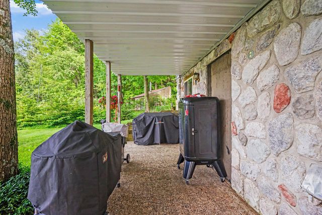 9039 E Ensign Court, Newfield Twp, MI 49421