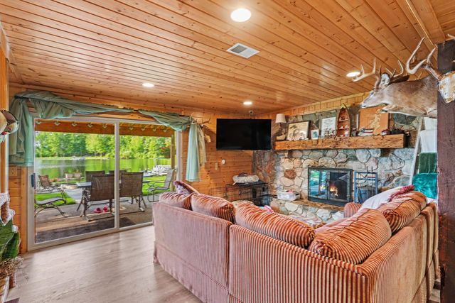 9039 E Ensign Court, Newfield Twp, MI 49421