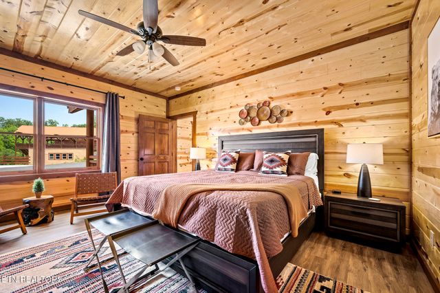 3303 Grace Way, Sevierville, TN 37876