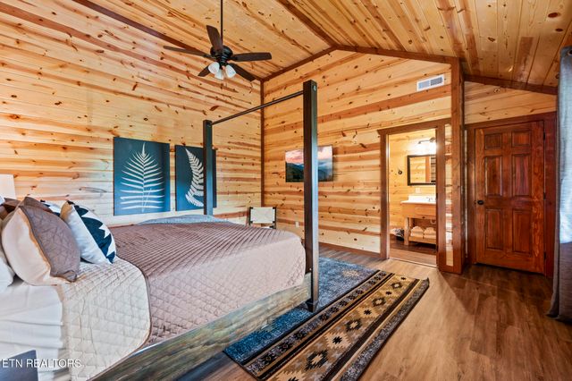 3303 Grace Way, Sevierville, TN 37876