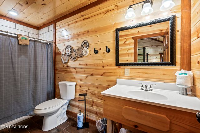3303 Grace Way, Sevierville, TN 37876