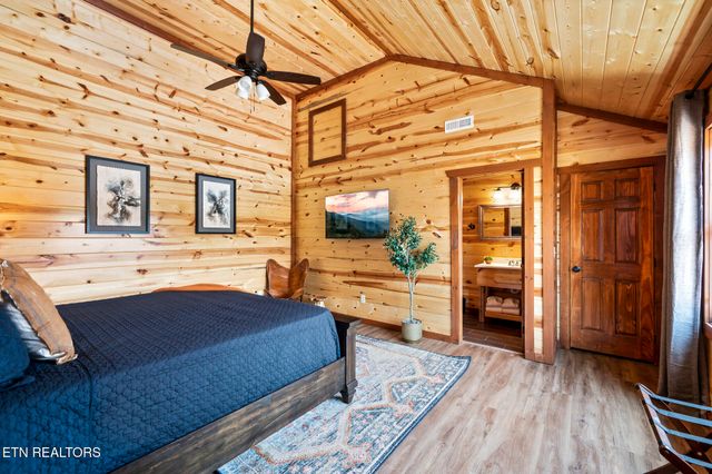 3303 Grace Way, Sevierville, TN 37876