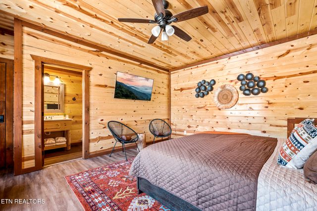 3303 Grace Way, Sevierville, TN 37876