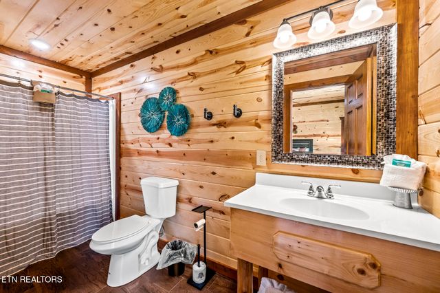 3303 Grace Way, Sevierville, TN 37876