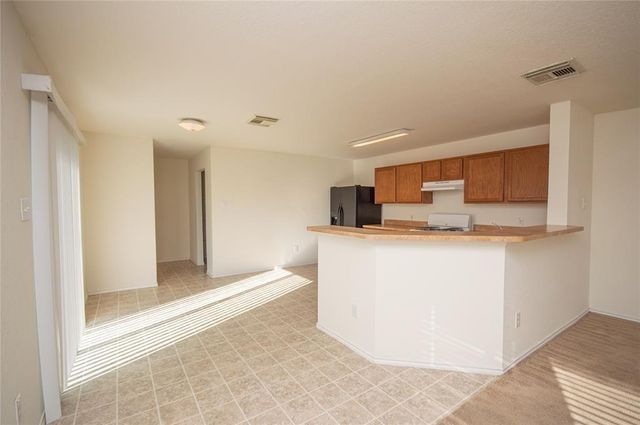 310 Falling Pine Drive, Conroe, TX 77304