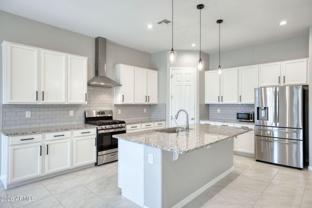 20050 W MONTECITO Avenue, Litchfield Park, AZ 85340