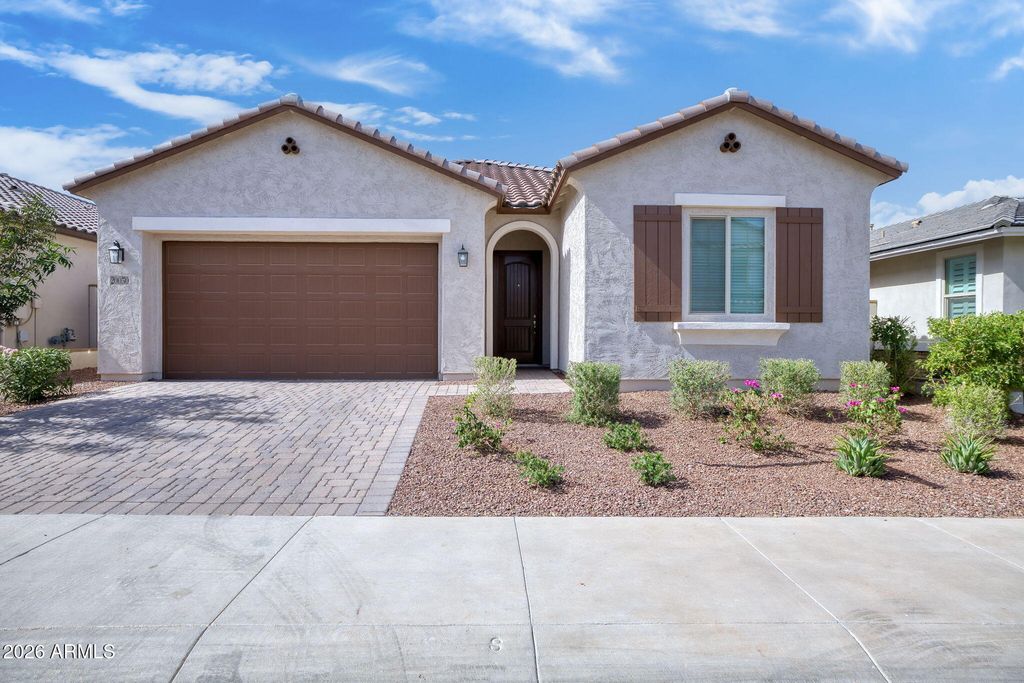 20050 W MONTECITO Avenue, Litchfield Park, AZ 85340