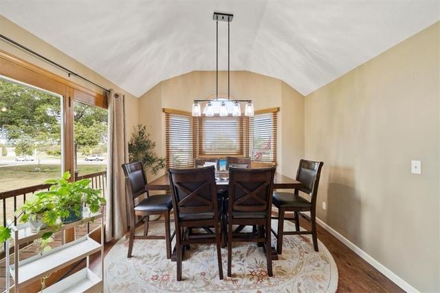 8910 Lexington Avenue, De Soto, KS 66018