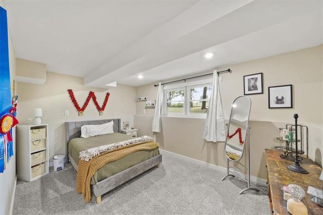 8910 Lexington Avenue, De Soto, KS 66018