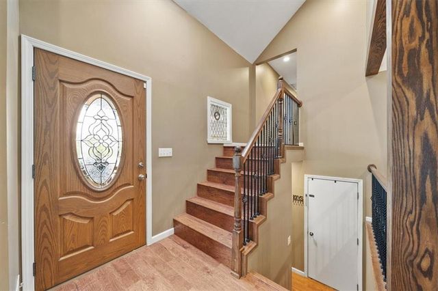 8910 Lexington Avenue, De Soto, KS 66018