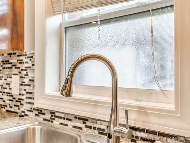 2432 N Boston Avenue, Tulsa, OK 74106