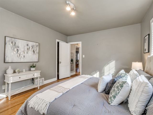 2432 N Boston Avenue, Tulsa, OK 74106