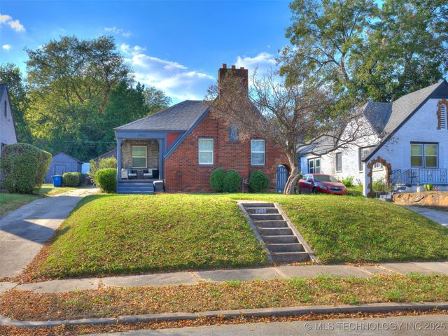 2432 N Boston Avenue, Tulsa, OK 74106