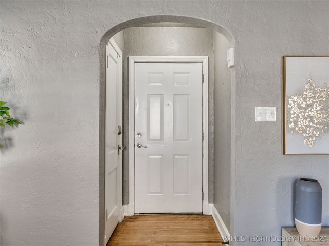 2432 N Boston Avenue, Tulsa, OK 74106