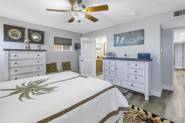 800 MADONNA BOULEVARD A, St Petersburg, FL 33715