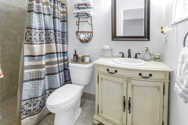 800 MADONNA BOULEVARD A, St Petersburg, FL 33715