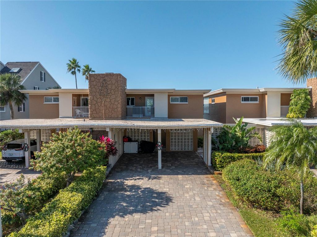 800 MADONNA BOULEVARD A, St Petersburg, FL 33715