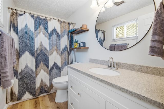 7028 Safari Drive, Huber Heights, OH 45424