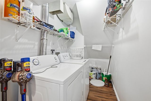 7028 Safari Drive, Huber Heights, OH 45424