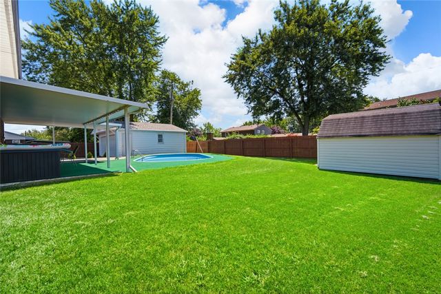 7028 Safari Drive, Huber Heights, OH 45424