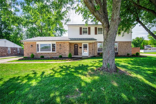 7028 Safari Drive, Huber Heights, OH 45424